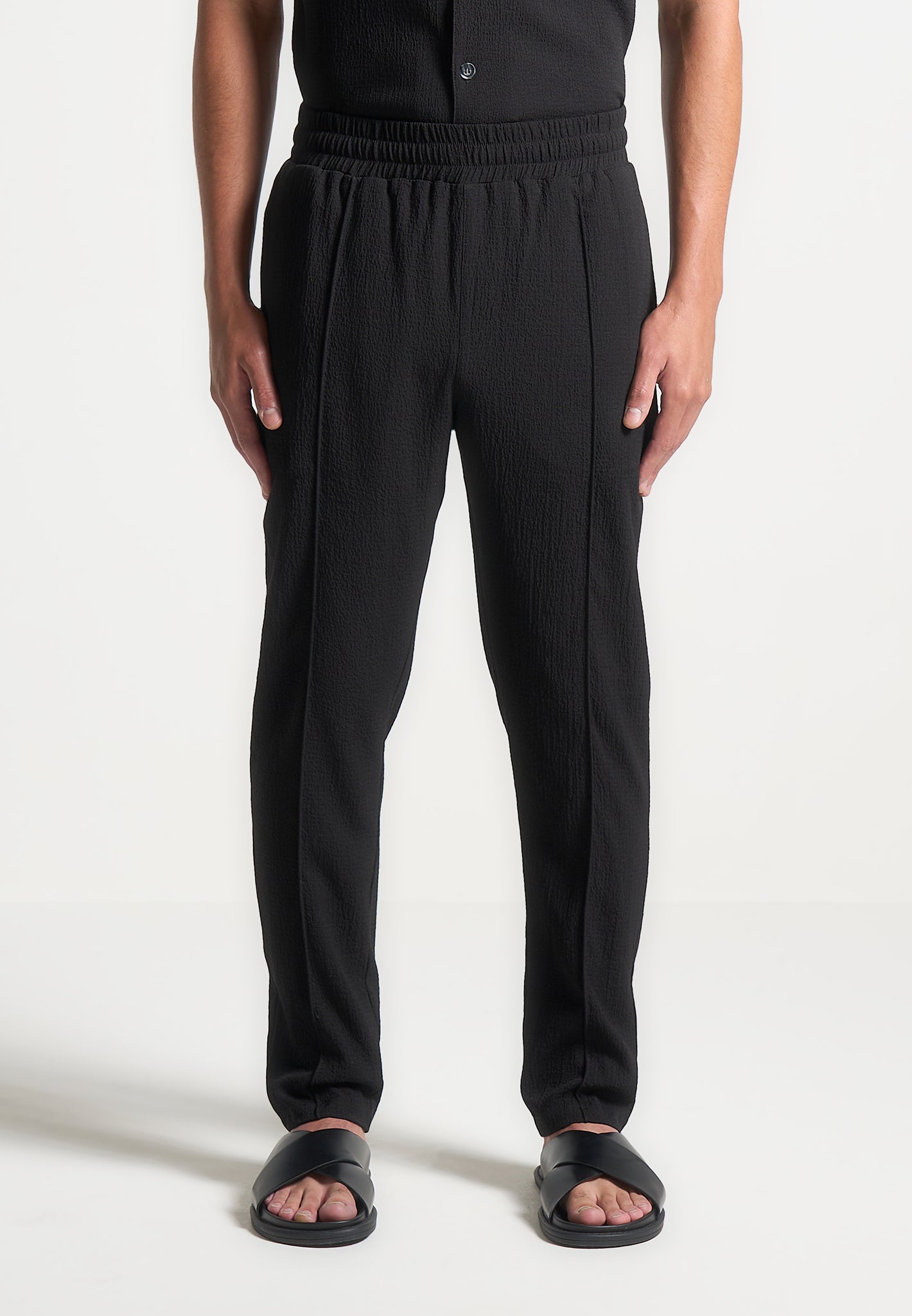 Seersucker Tapered Trousers - Black